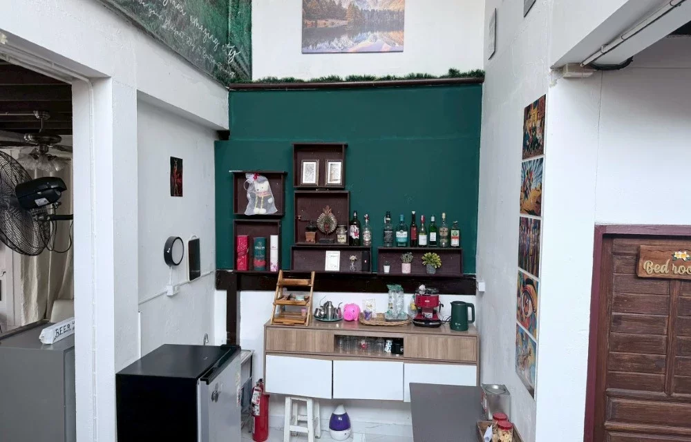 Gallery Picture